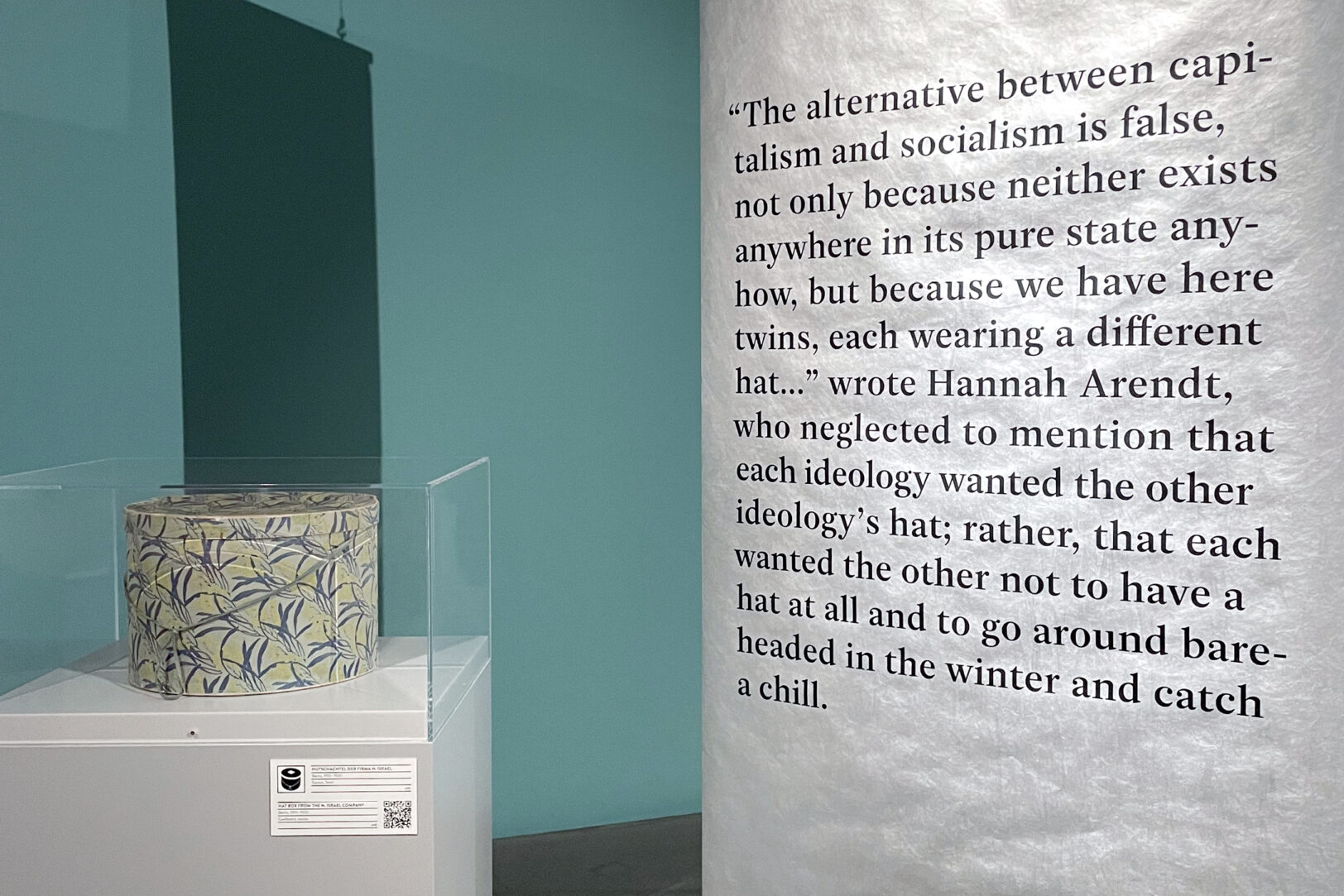 https://e-o-t.de/wordpress/wp-content/uploads/2025/06/Eot-Exhibition_Schocken_10.jpg